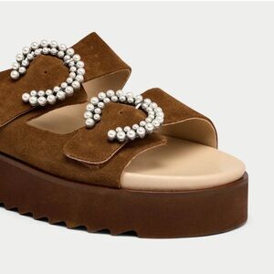CALLA Lola Neutral Suede Slide platform with Pearl Buckle - 39